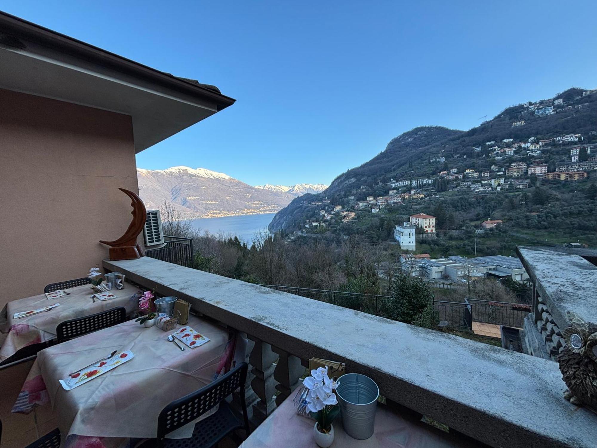 Hotel Diffuso Il Portichetto Vezio Perledo Bagian luar foto